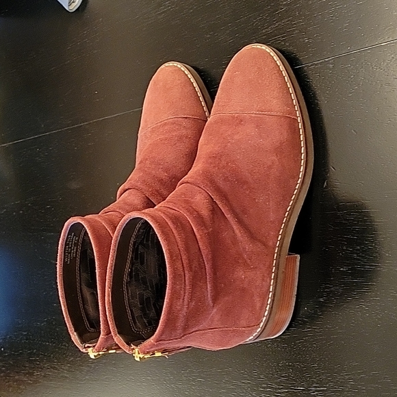 Cole Haan Grand Rinoa Back Zip Suede Booties, Size 7.5 - Picture 4 of 8